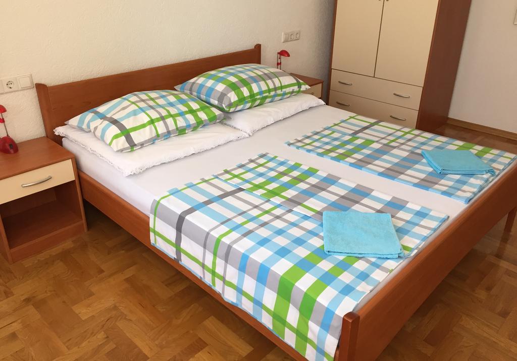 Apartments Dumancic Biograd Na Moru Buitenkant foto