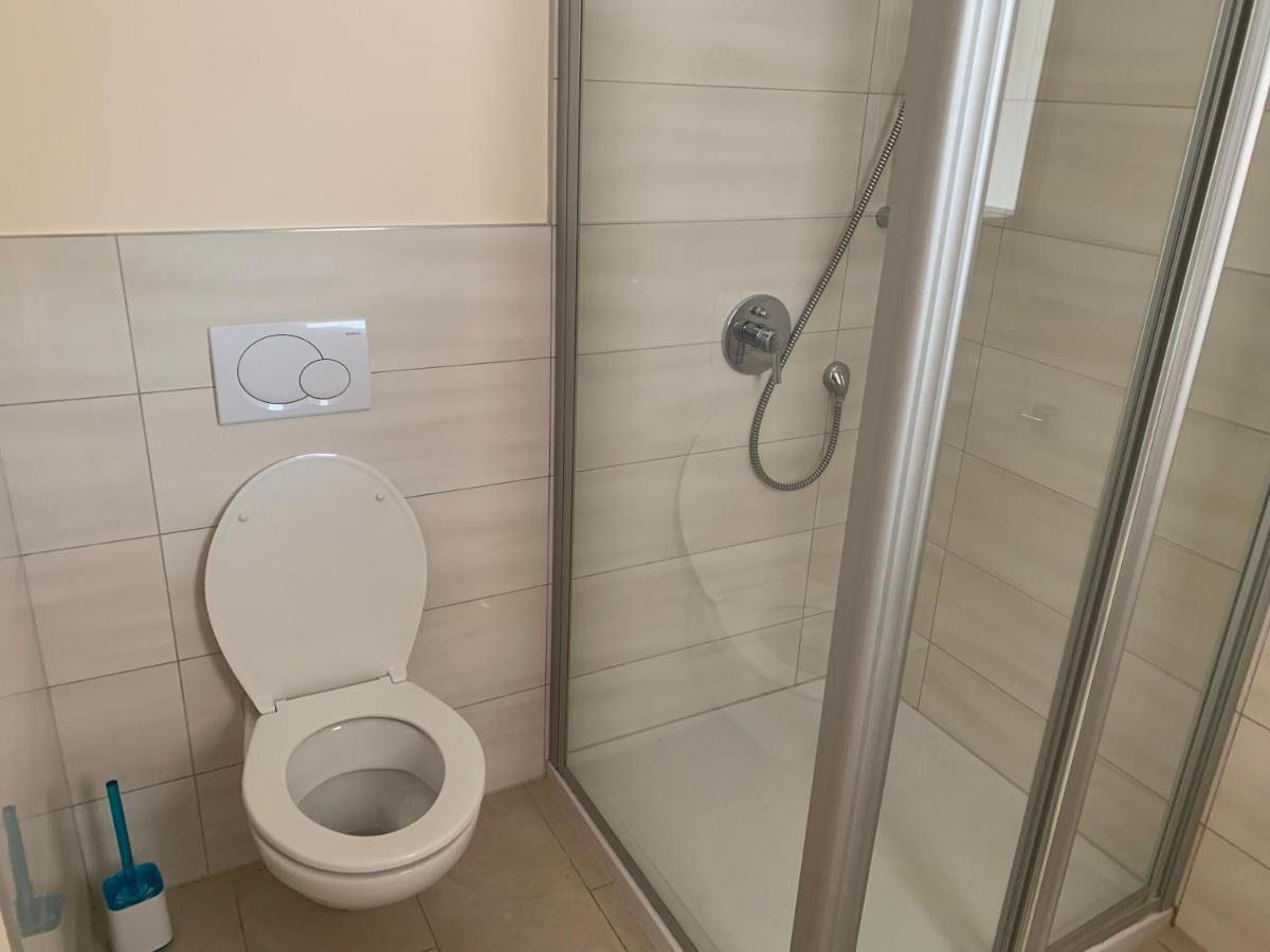 Apartments Dumancic Biograd Na Moru Buitenkant foto