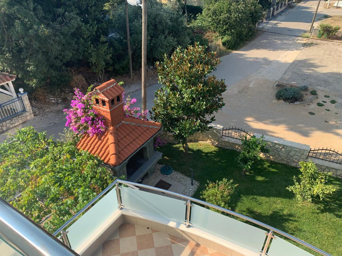 Apartments Dumancic Biograd Na Moru Buitenkant foto