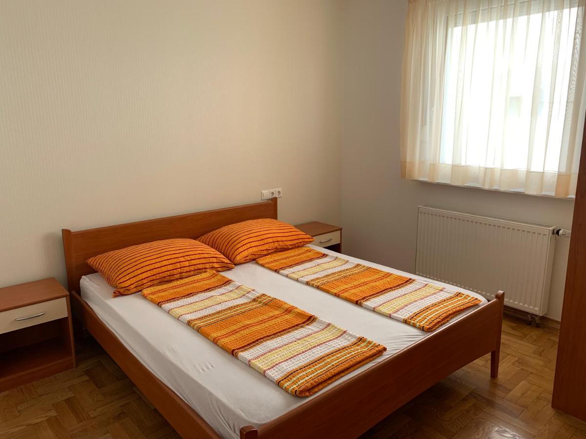 Apartments Dumancic Biograd Na Moru Buitenkant foto