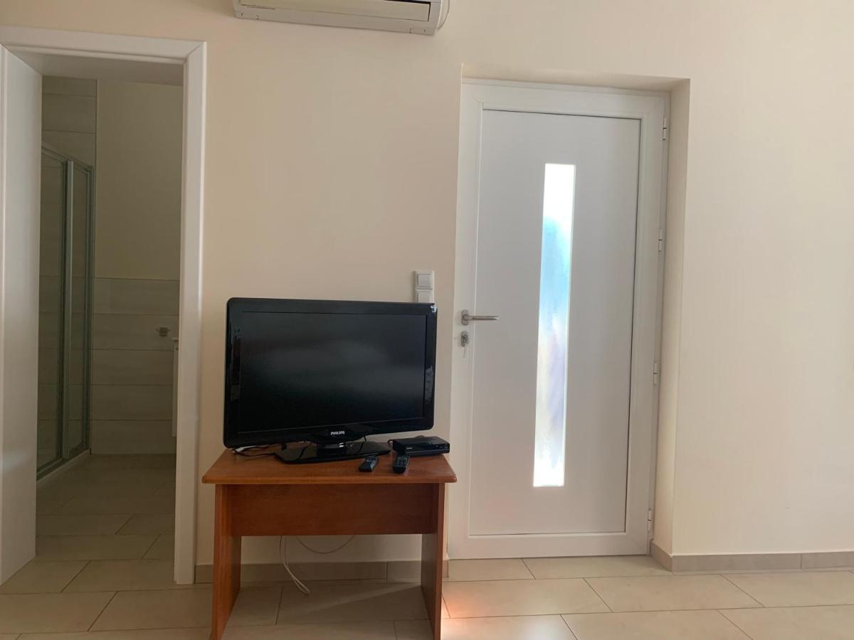 Apartments Dumancic Biograd Na Moru Buitenkant foto