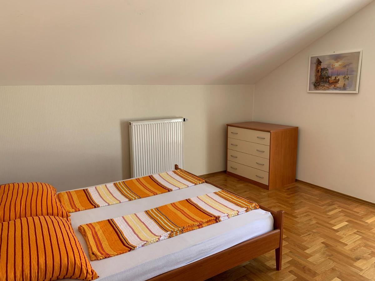 Apartments Dumancic Biograd Na Moru Buitenkant foto