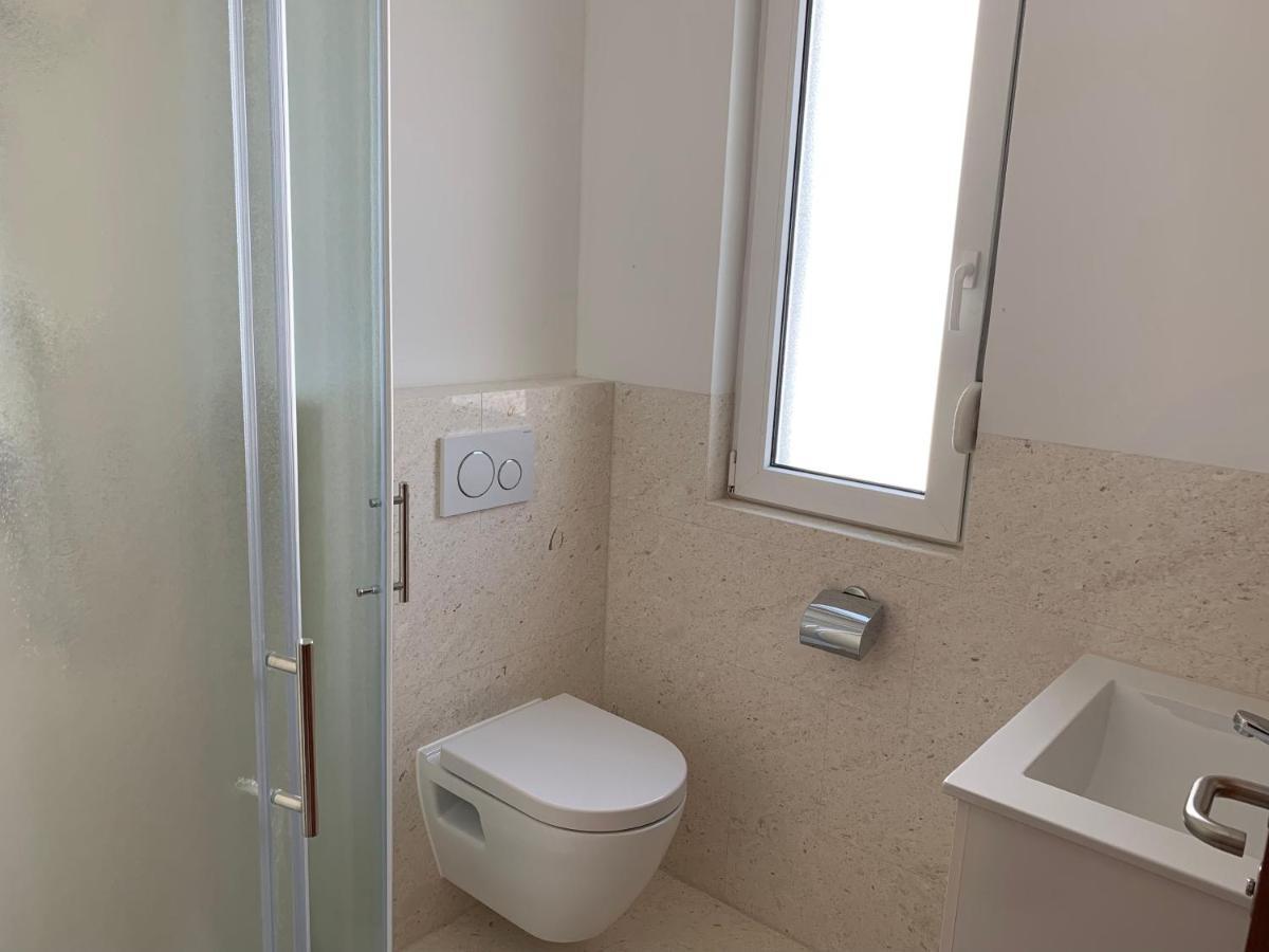 Apartments Dumancic Biograd Na Moru Buitenkant foto
